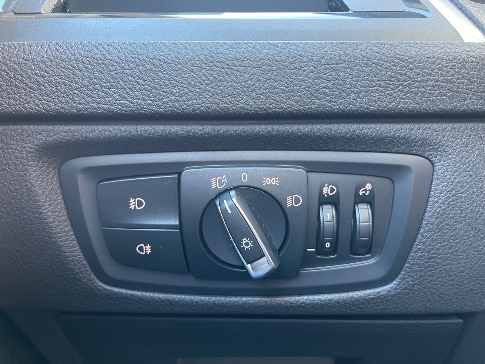 Fahrzeugabbildung BMW 118 i Sport Line