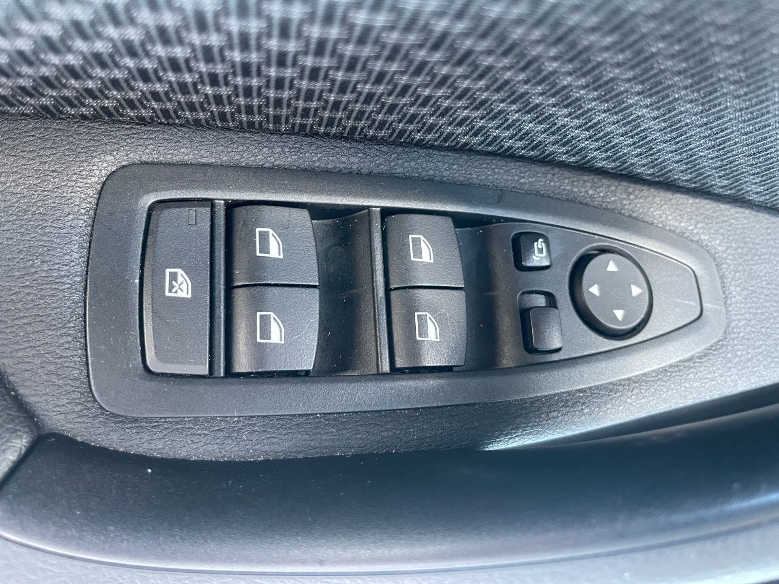 Fahrzeugabbildung BMW X1 xDrive,Navi Prof,AHK,LED,Pano,uvm.