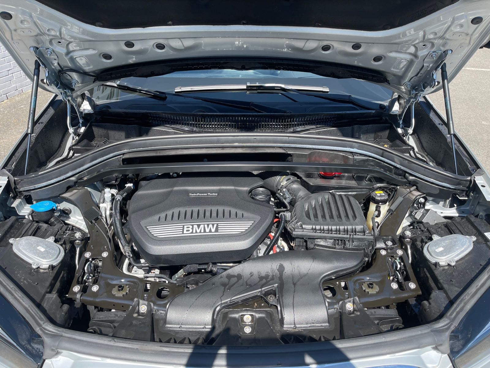 Fahrzeugabbildung BMW X1 xDrive,Navi Prof,AHK,LED,Pano,uvm.