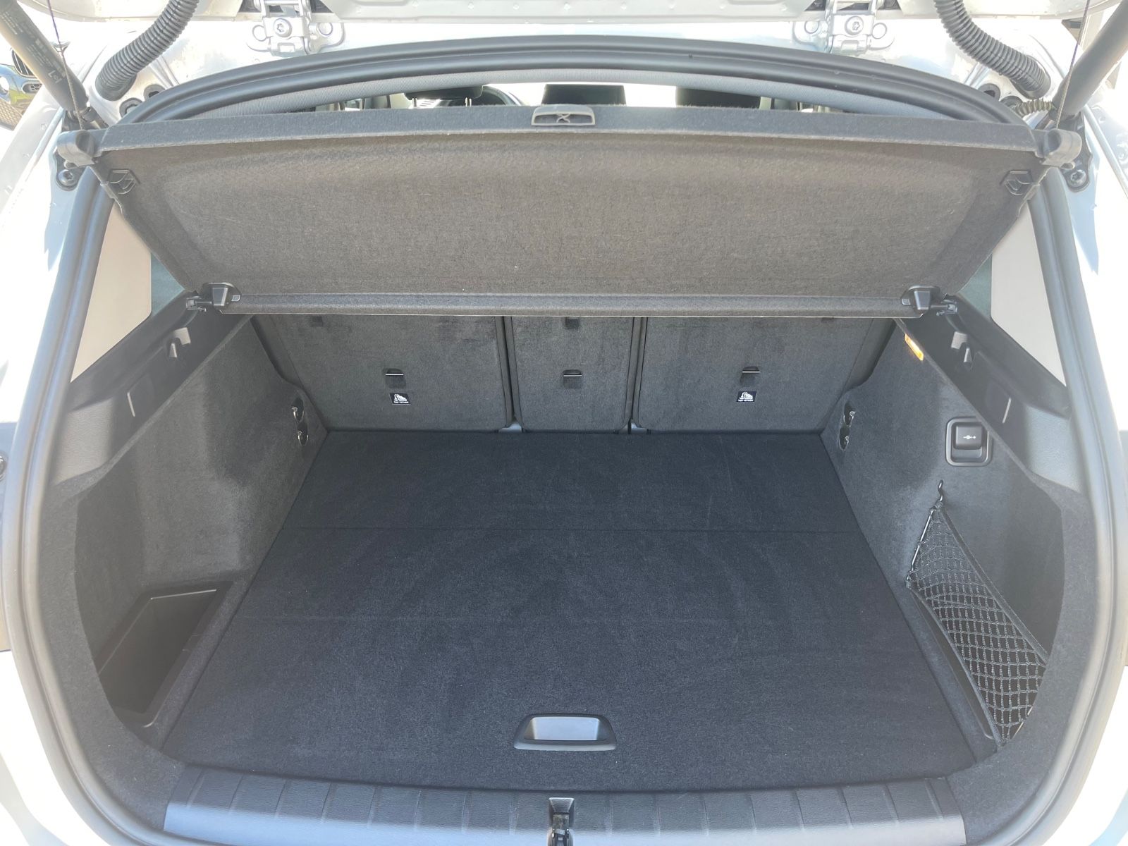 Fahrzeugabbildung BMW X1 xDrive,Navi Prof,AHK,LED,Pano,uvm.
