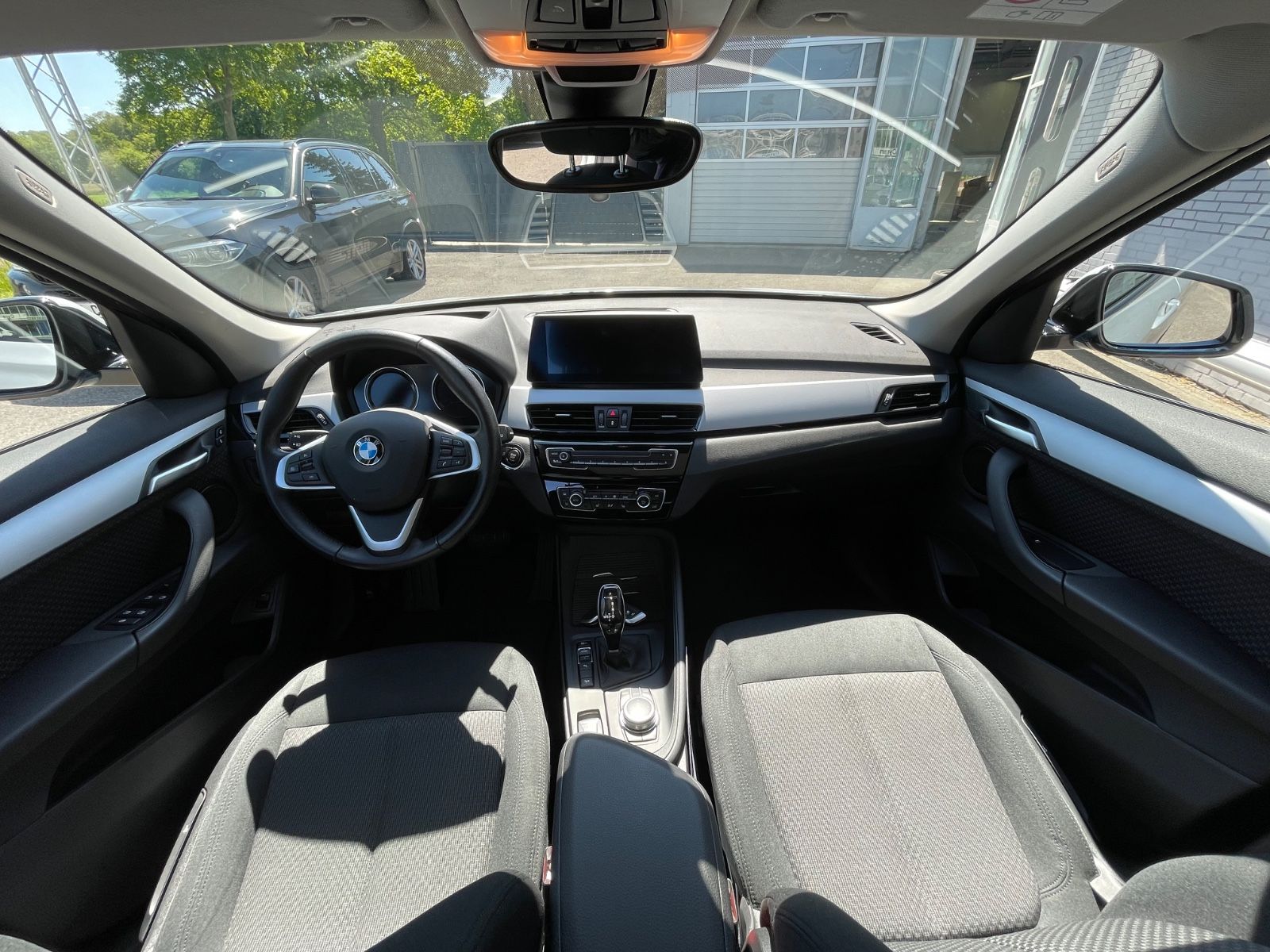 Fahrzeugabbildung BMW X1 xDrive,Navi Prof,AHK,LED,Pano,uvm.