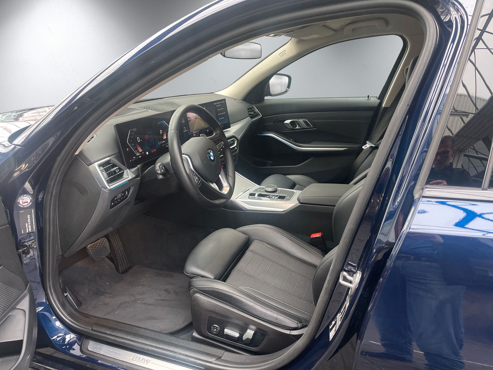 Fahrzeugabbildung BMW 320 d Limousine