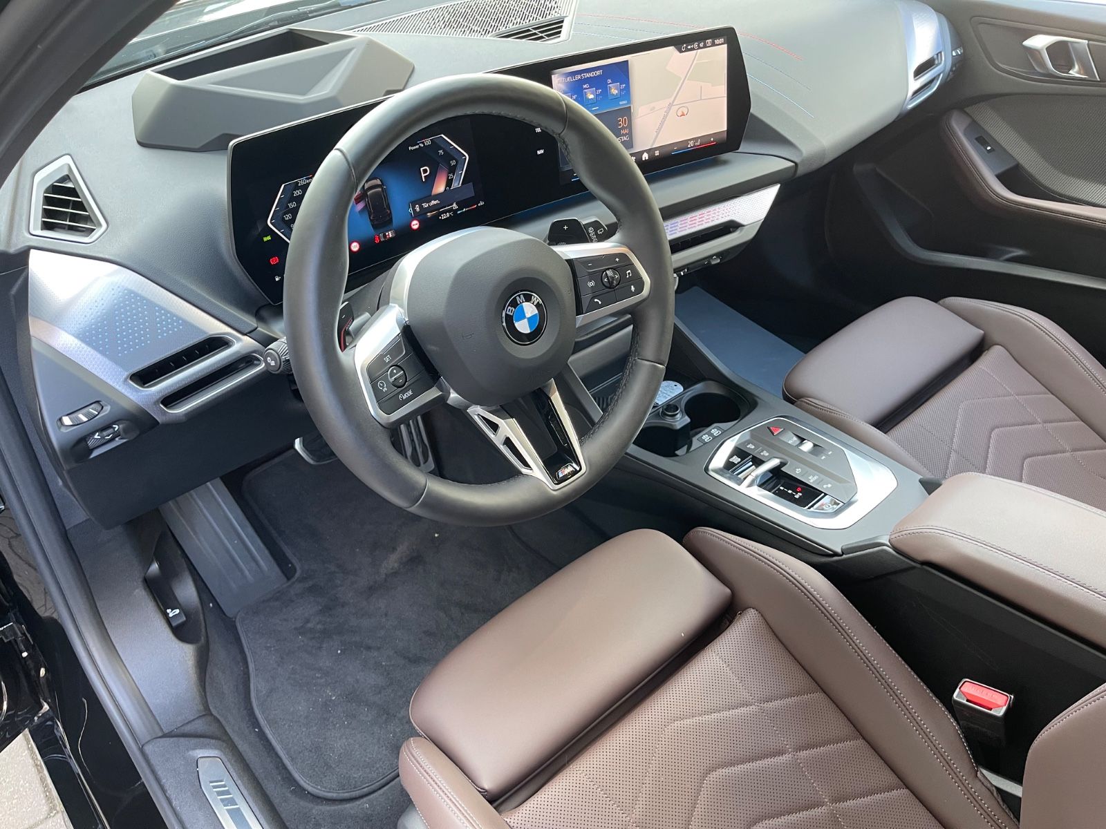 Fahrzeugabbildung BMW 120i M-Sport,NAVI,Head UP,LED uvm.