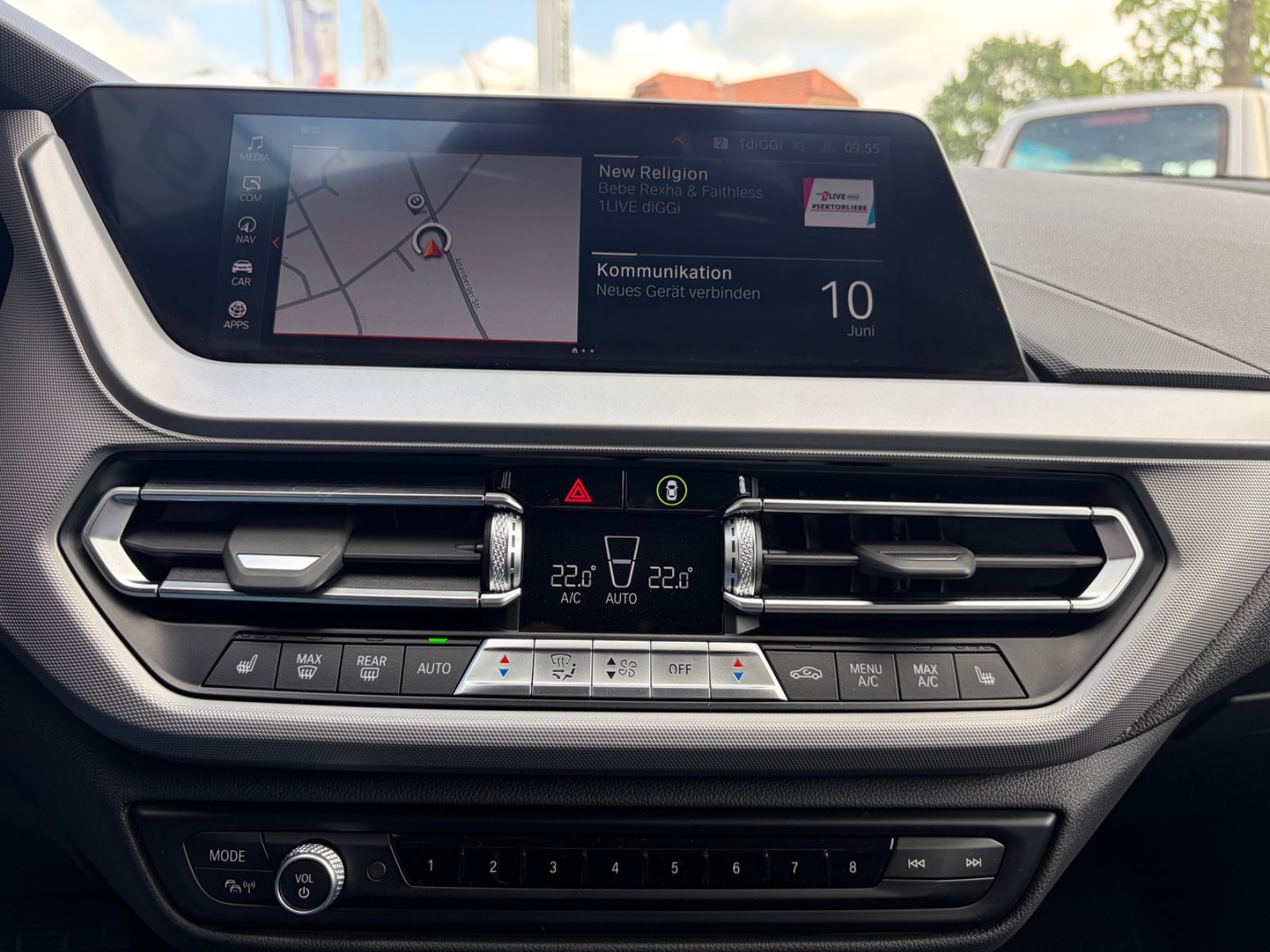 Fahrzeugabbildung BMW 116d Limousine Advantage