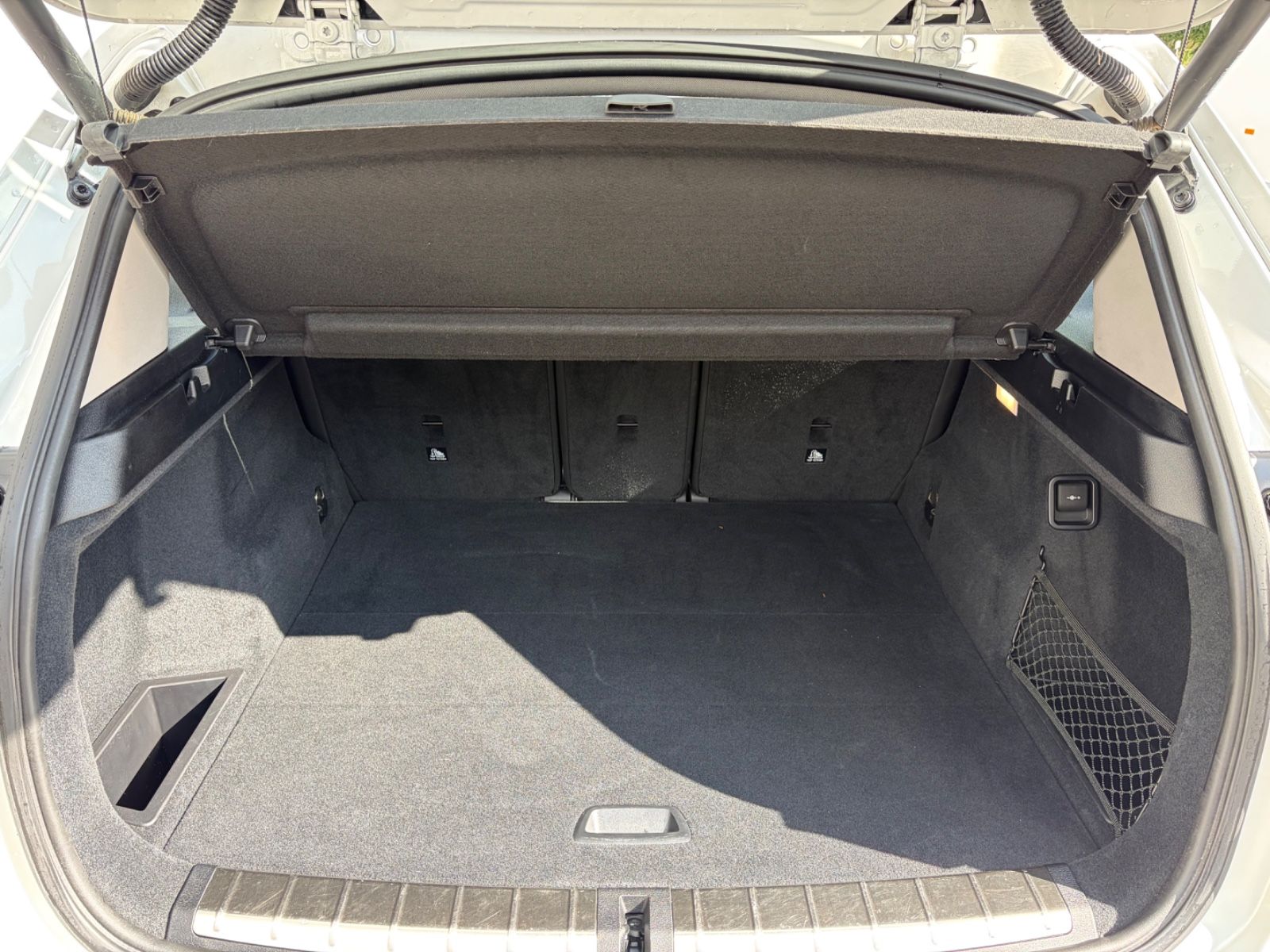 Fahrzeugabbildung BMW X1 25 i xLine