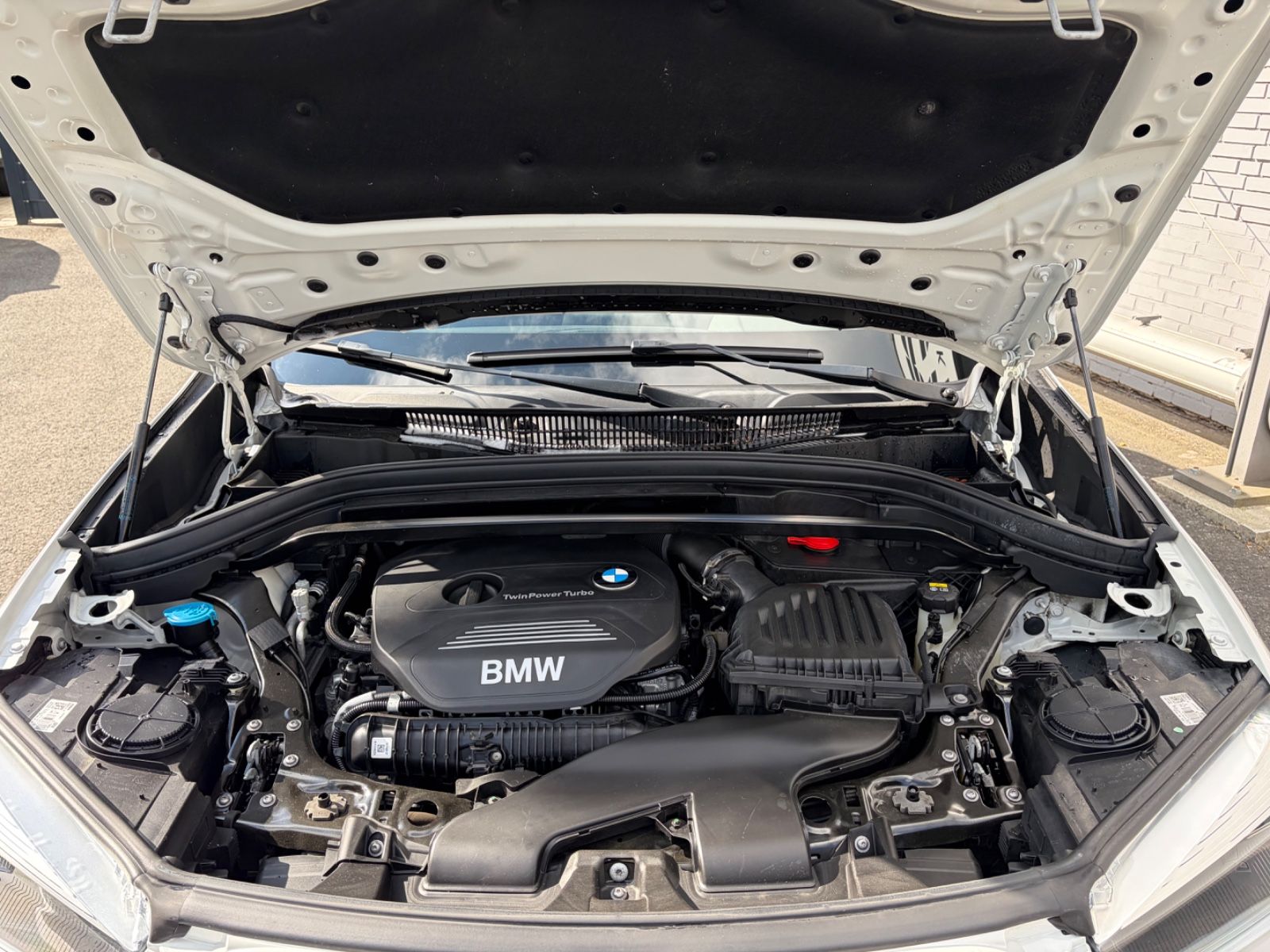 Fahrzeugabbildung BMW X1 25 i xLine