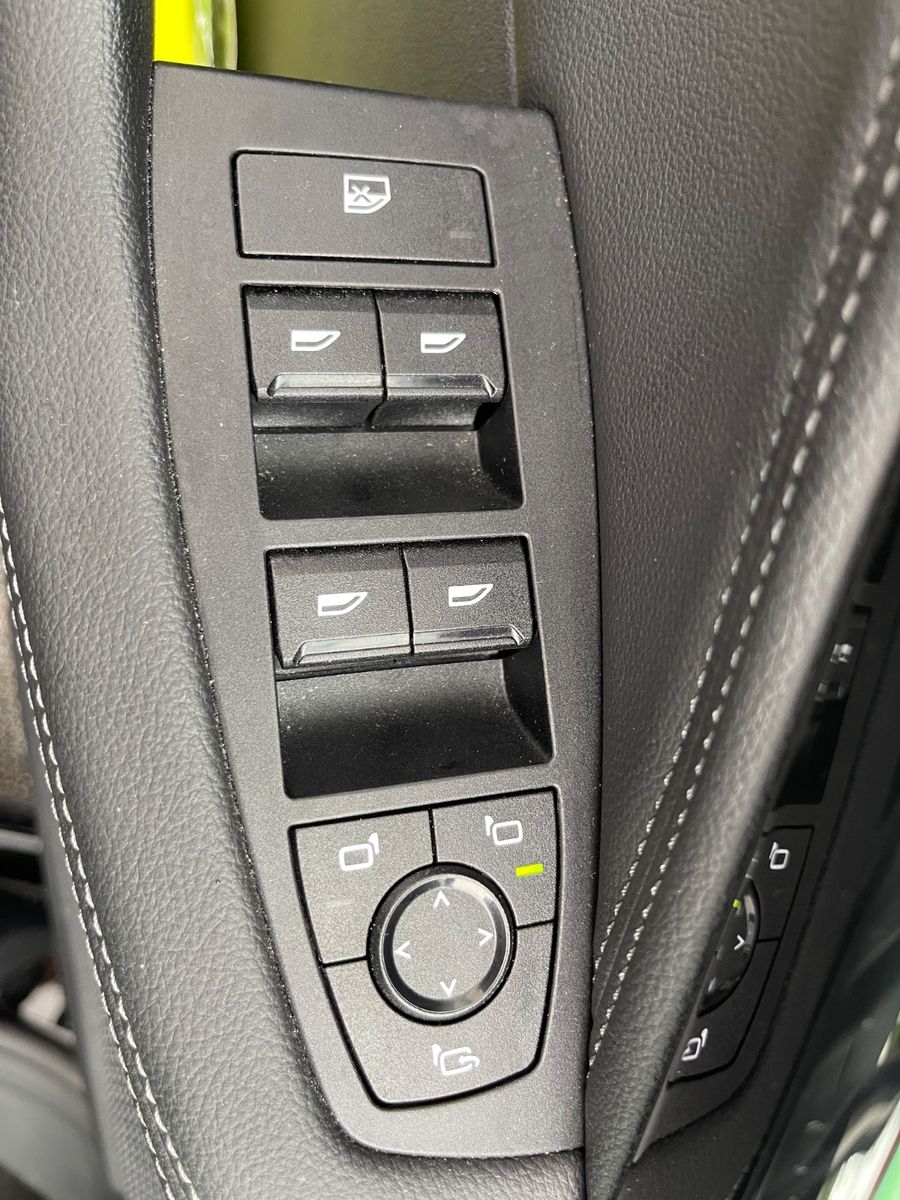 Fahrzeugabbildung BMW 218 Active Tourer