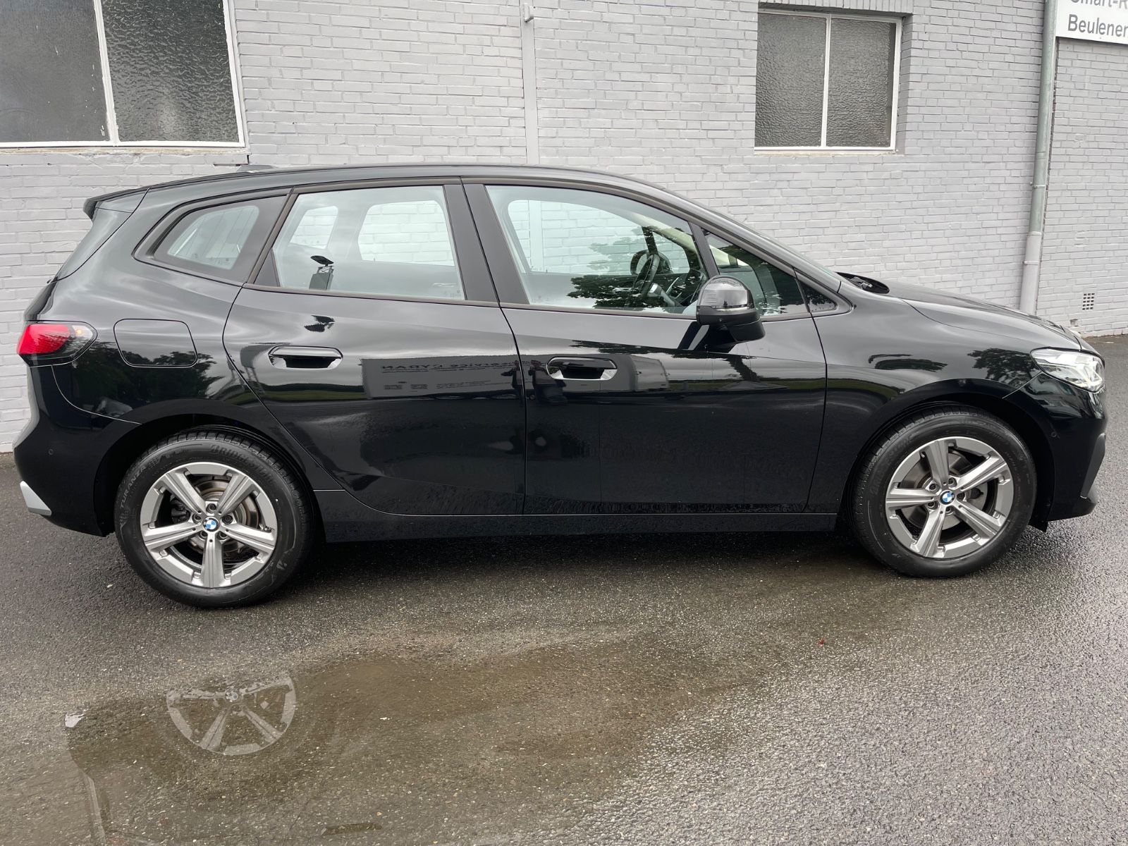 Fahrzeugabbildung BMW 218 Active Tourer