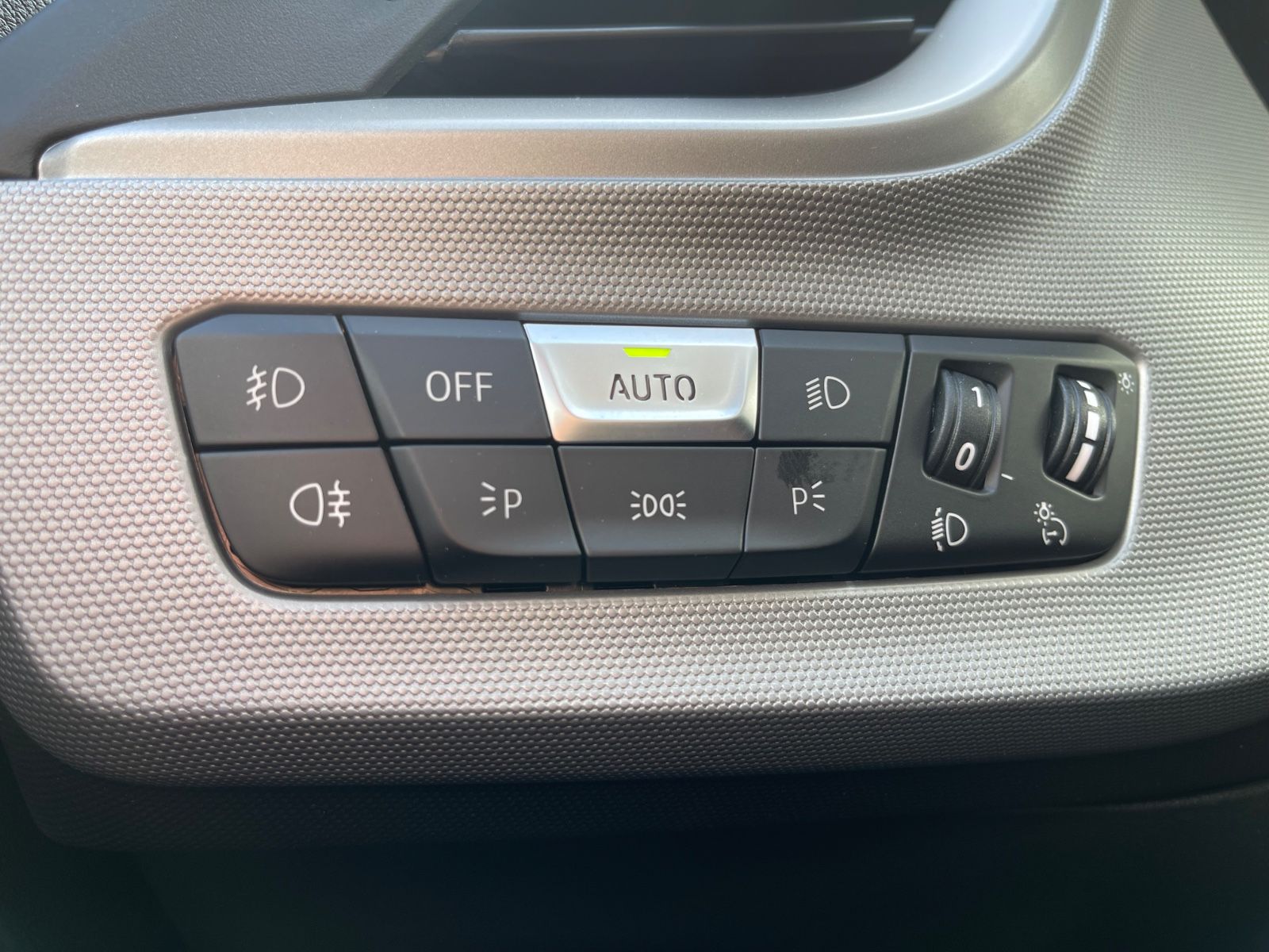 Fahrzeugabbildung BMW 116 i Limousine