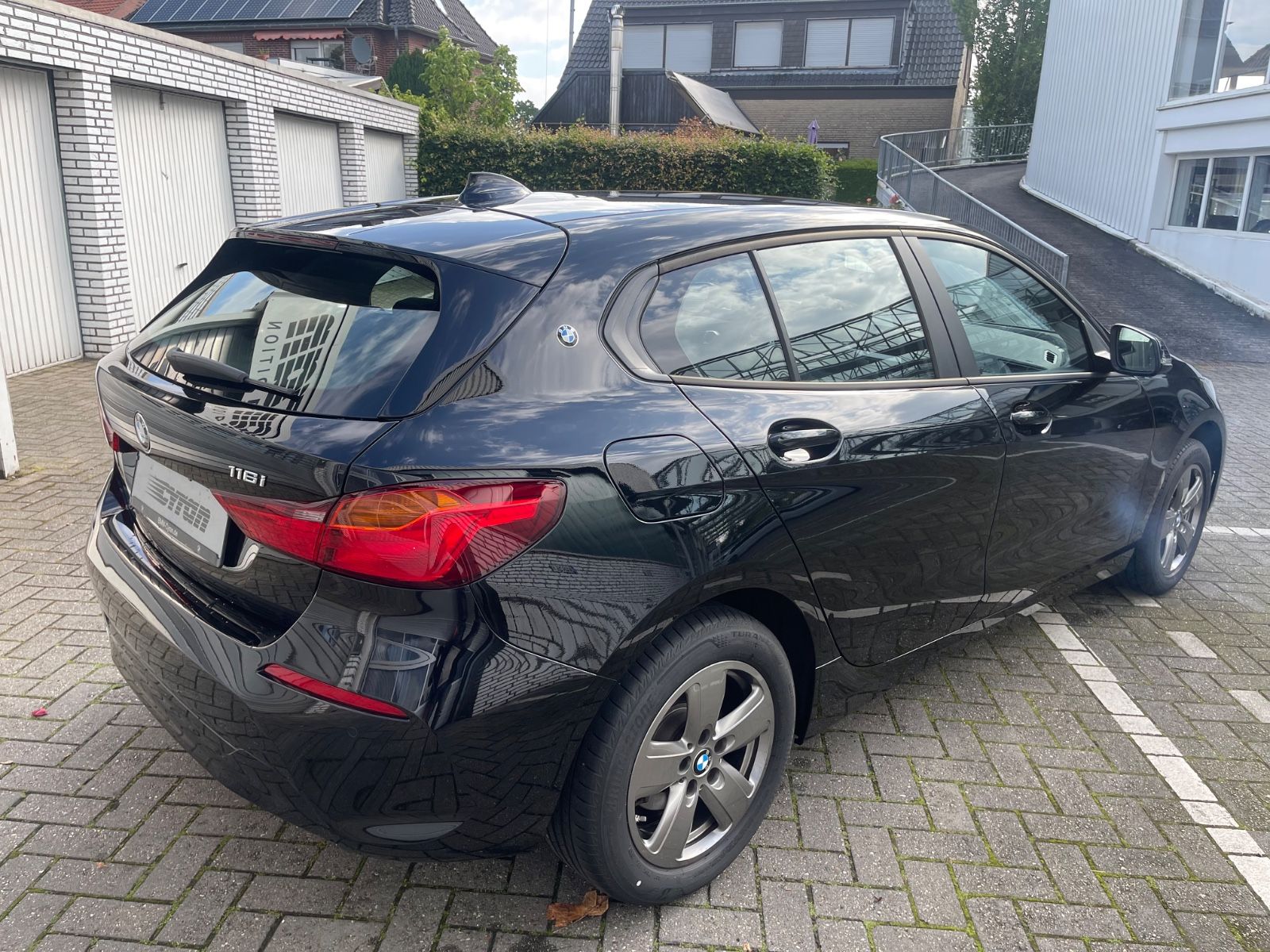 Fahrzeugabbildung BMW 116 i Limousine