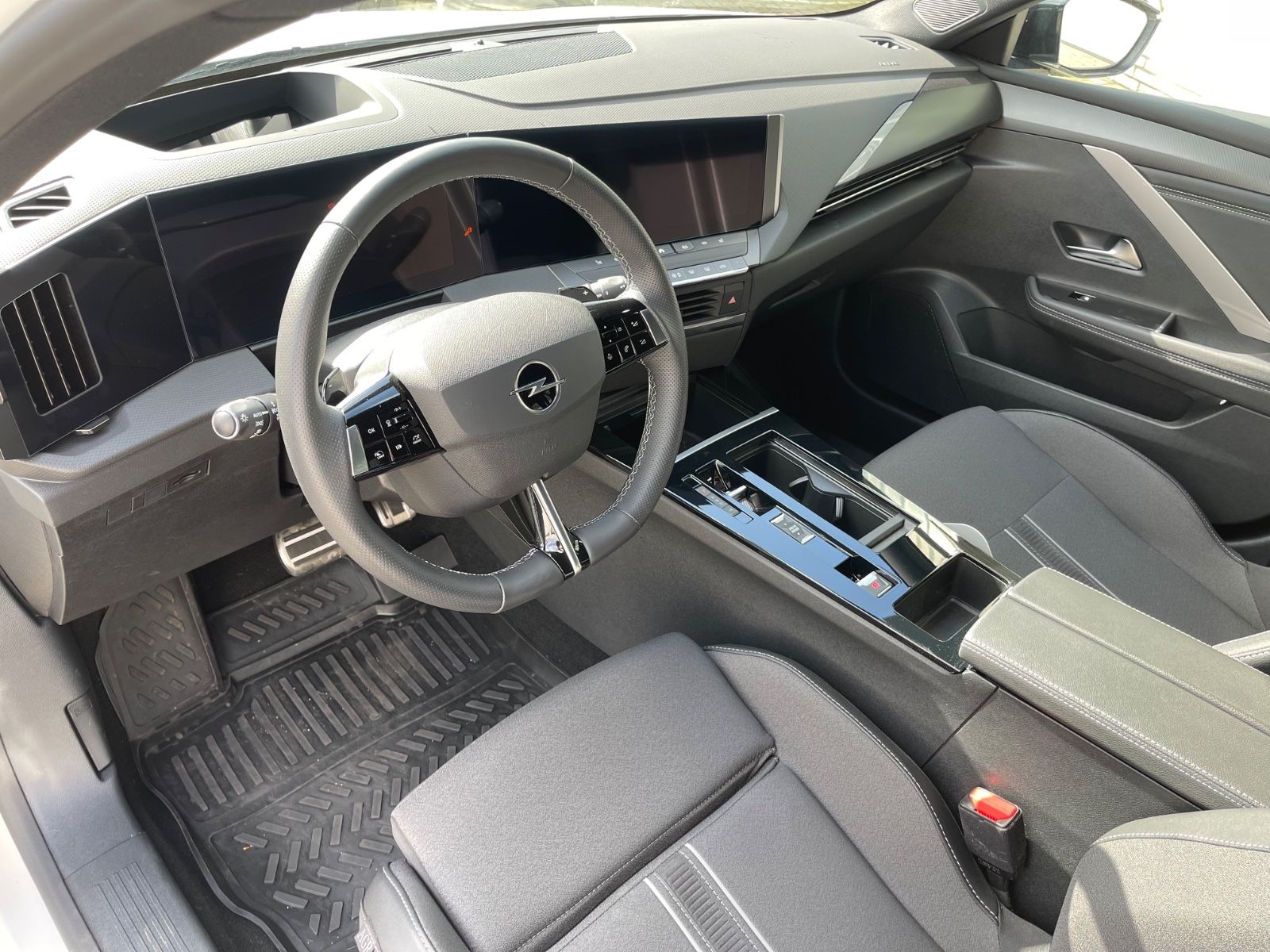 Fahrzeugabbildung Opel Astra L Sports Tourer GS