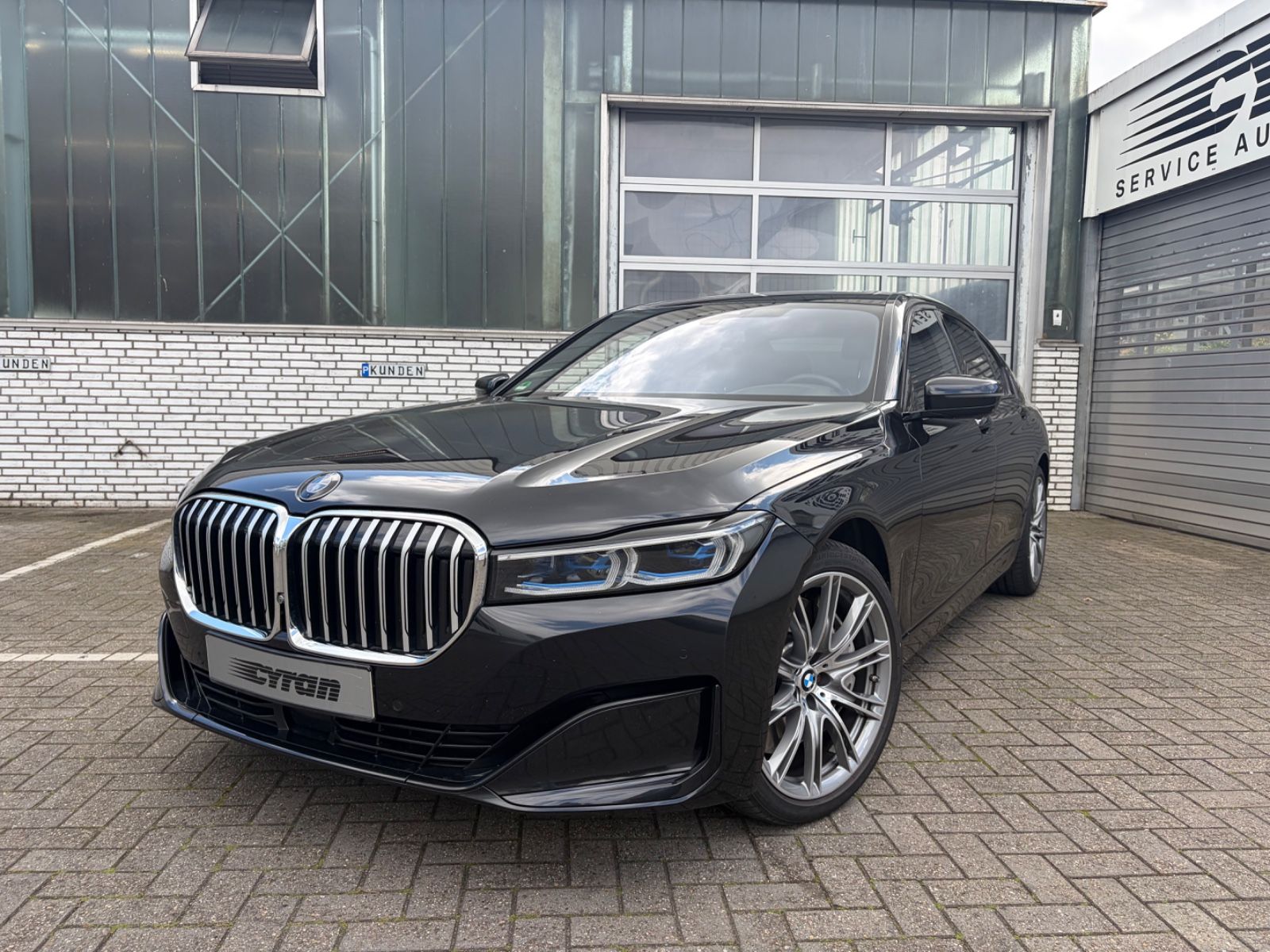 BMW 750 i xDrive