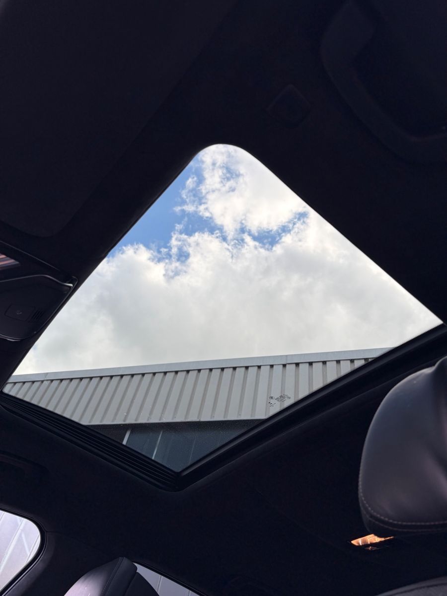 Fahrzeugabbildung BMW 750 i xDrive