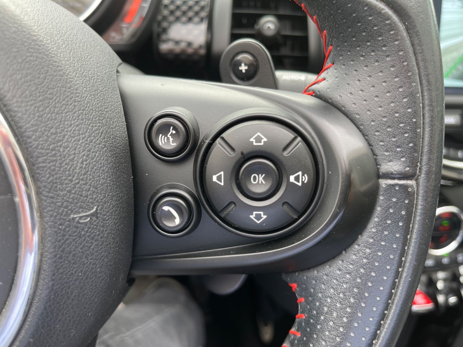 Fahrzeugabbildung MINI John Cooper Works Cabrio