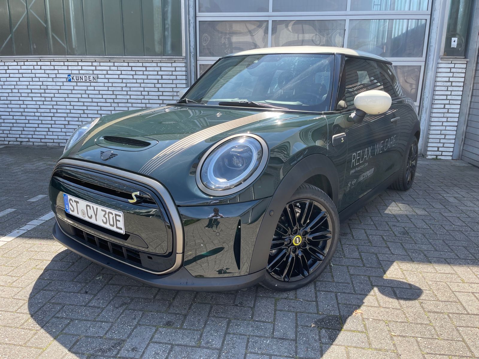 MINI MINI COOPER SE Resolute Edition