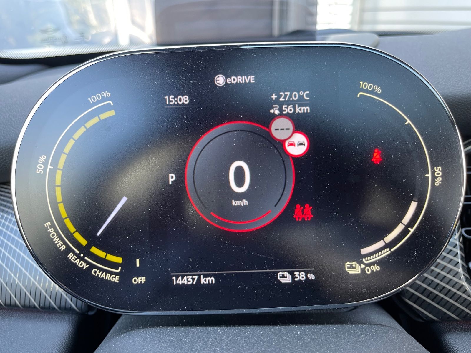 Fahrzeugabbildung MINI MINI COOPER SE Resolute Edition