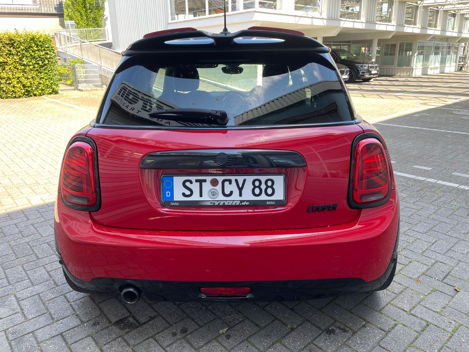Fahrzeugabbildung MINI MINI COOPER