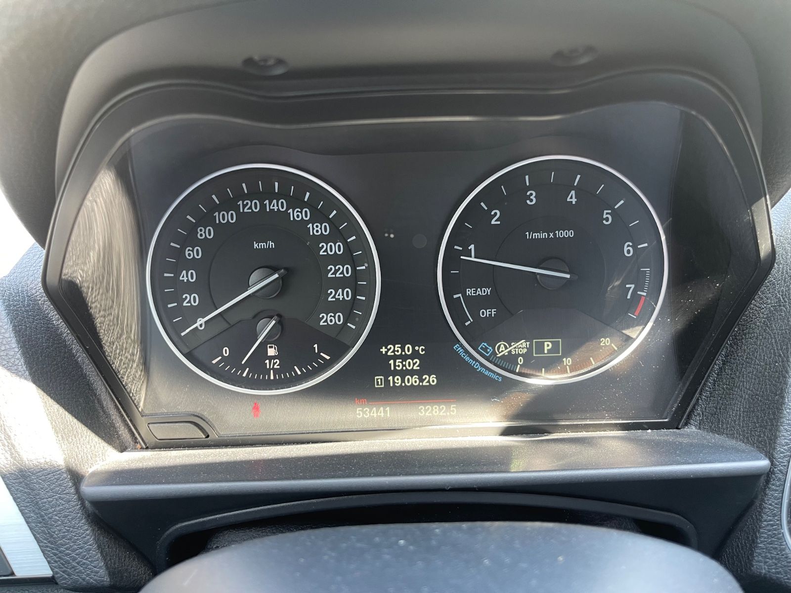 Fahrzeugabbildung BMW 116 i Limousine