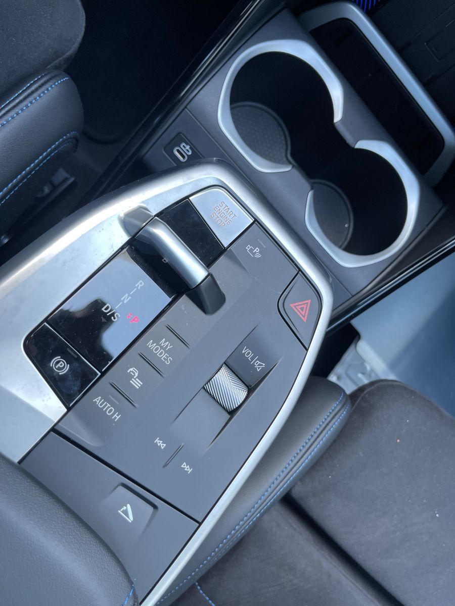 Fahrzeugabbildung BMW X1 20 i sDrive M Sport