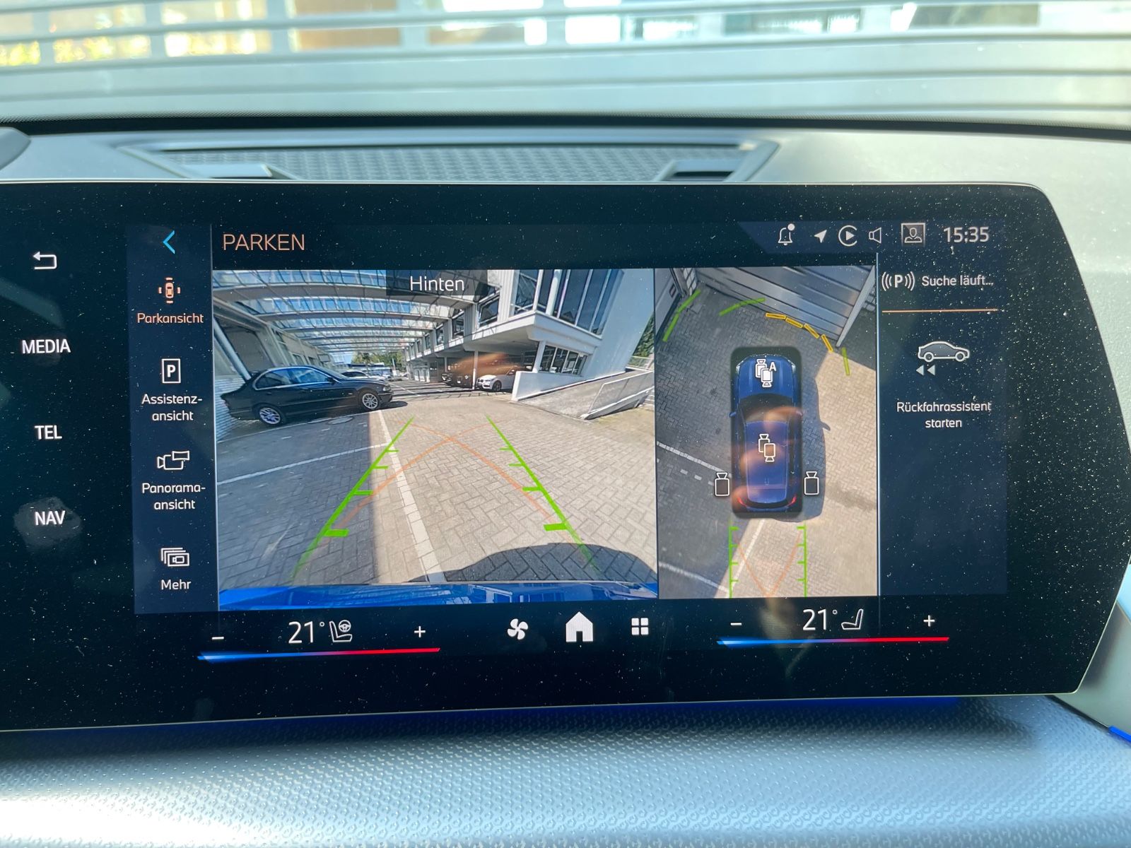 Fahrzeugabbildung BMW X1 20 i sDrive M Sport