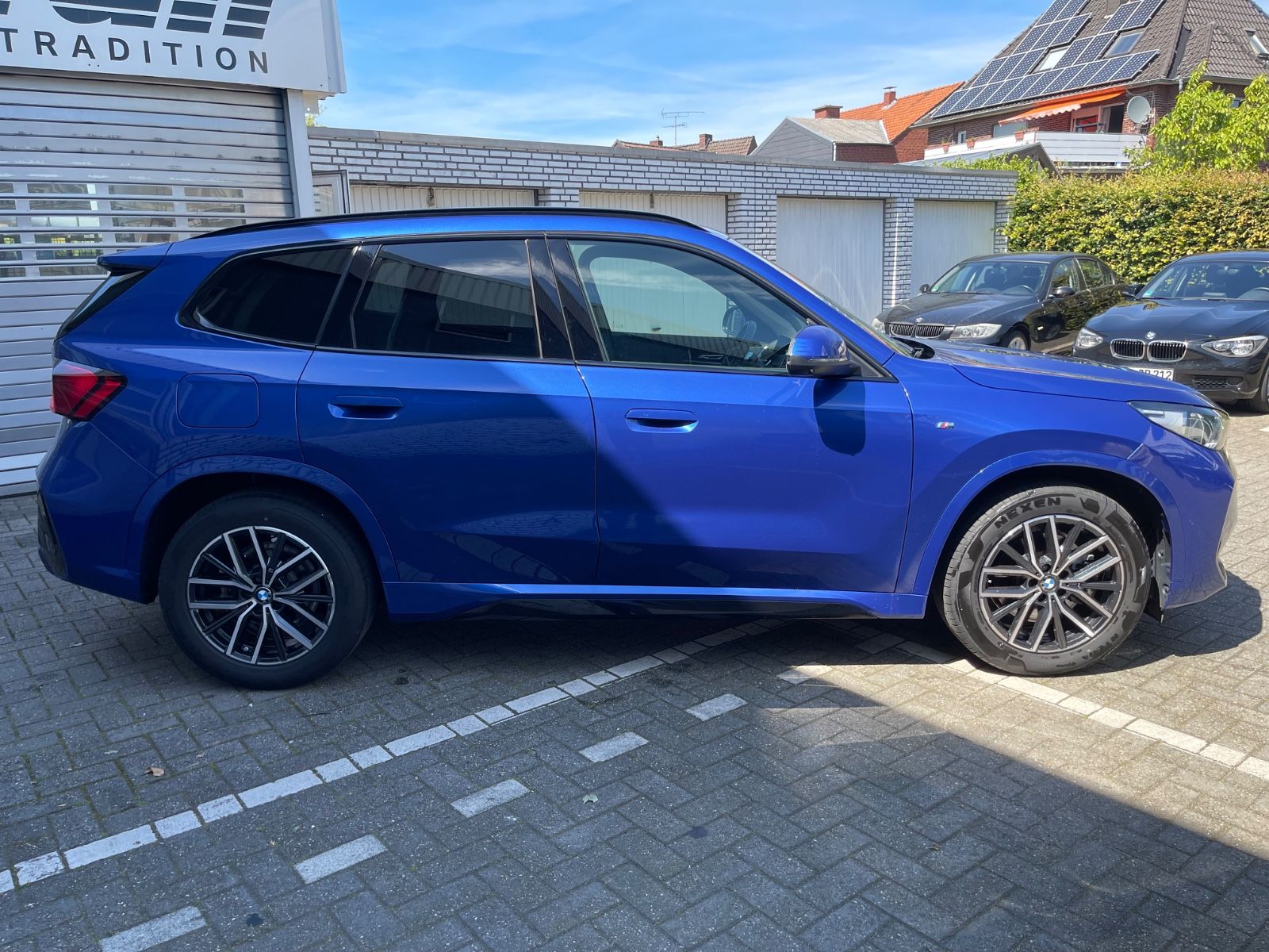 Fahrzeugabbildung BMW X1 20 i sDrive M Sport