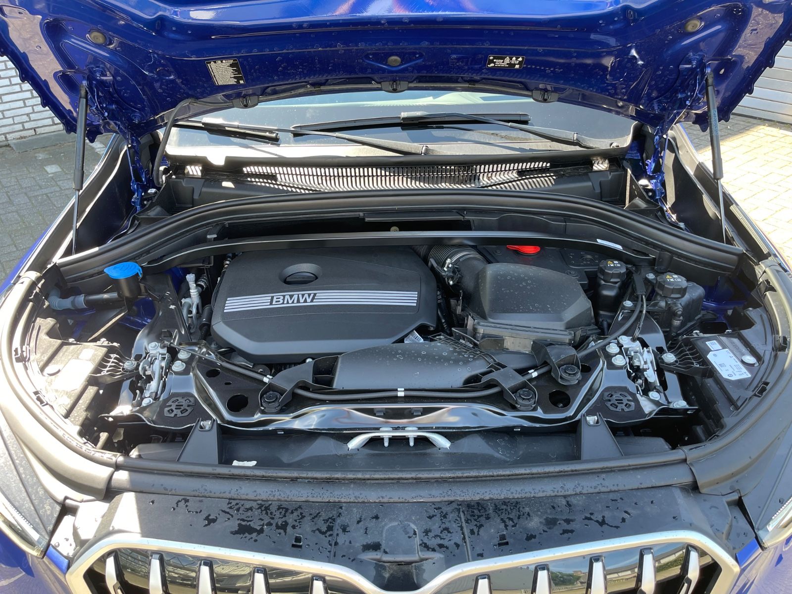 Fahrzeugabbildung BMW X1 20 i sDrive M Sport