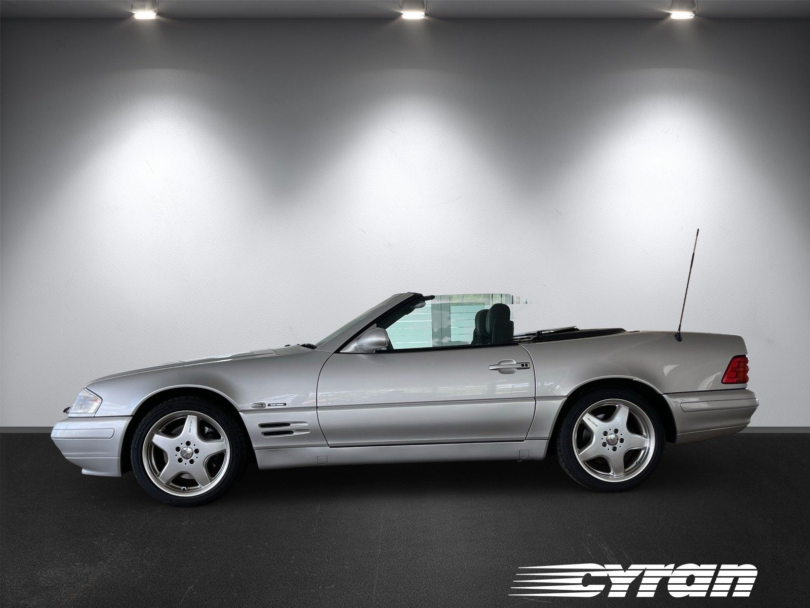 Fahrzeugabbildung Mercedes-Benz SL 320 Final Edition 1Hd 48500km