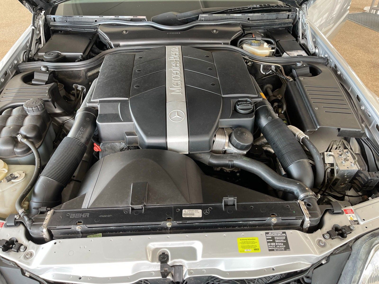 Fahrzeugabbildung Mercedes-Benz SL 320 Final Edition 1Hd 48500km